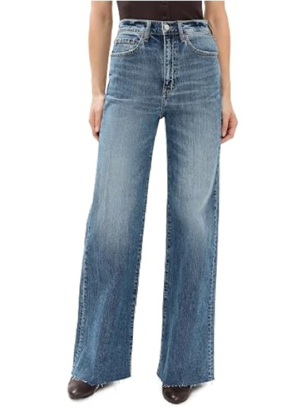 High-Rise Wide Leg Jeans in Medium Blue Wash